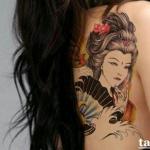 Χρωματιστά τατουάζ Τατουάζ στέμμα στο χέρι για κορίτσια