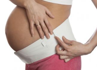 Inguinal hernia in pregnant women - risk of pregnancy and childbirth