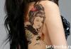 Värilliset tatuoinnit Kruunustatuointi käsivarteen tytöille