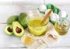 Mga maskara sa buhok ng avocado: mga recipe ng lutong bahay